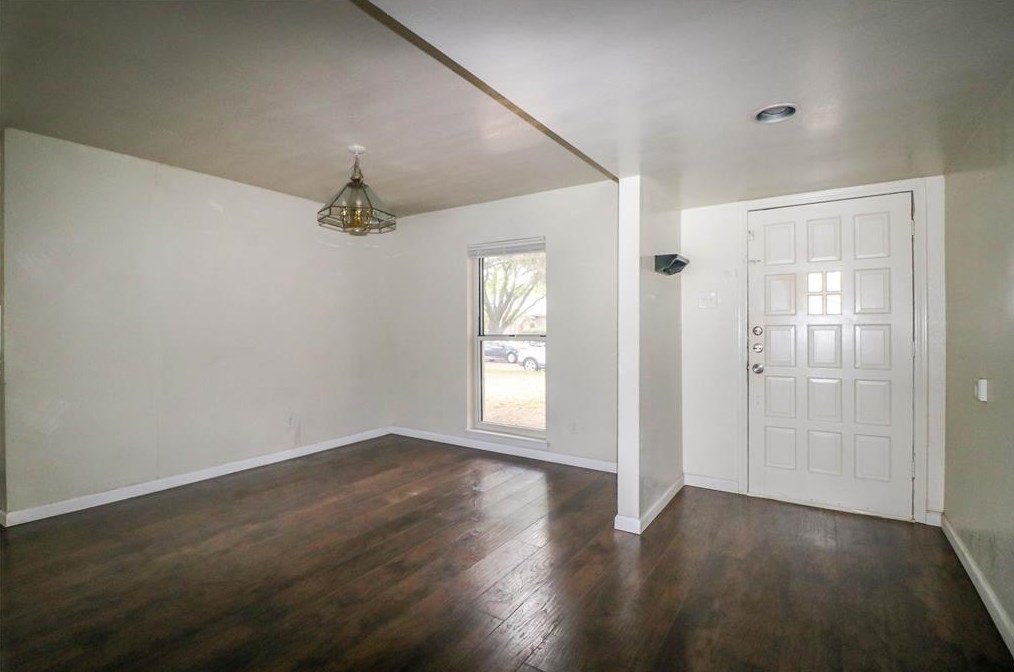 1404 Pioneer Ln, Plano, TX 75023