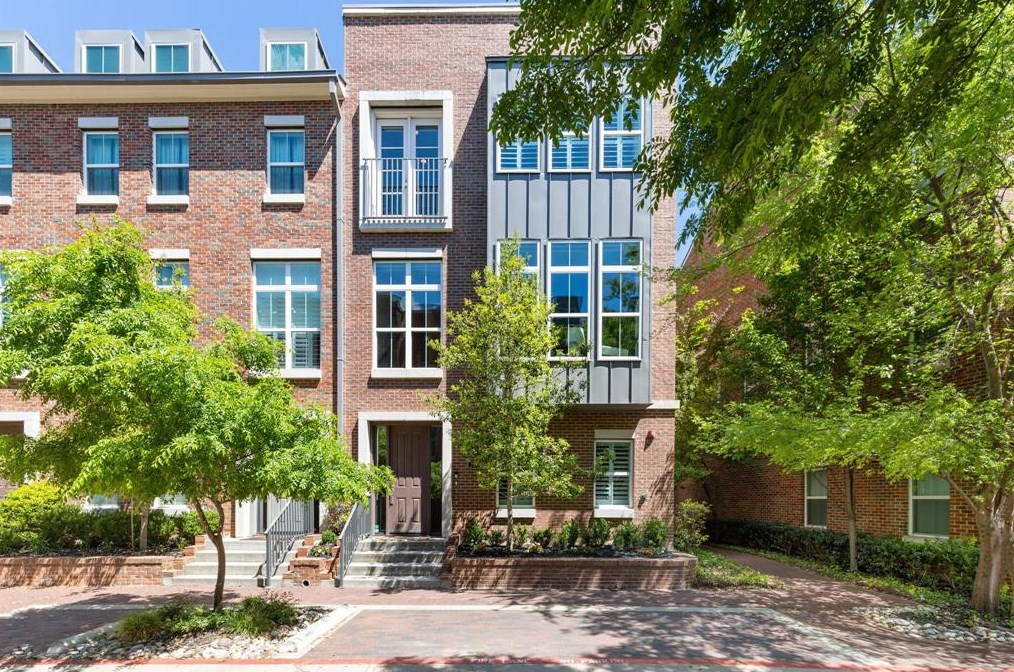 7700 Eastern Ave #208, Dallas, TX 75209