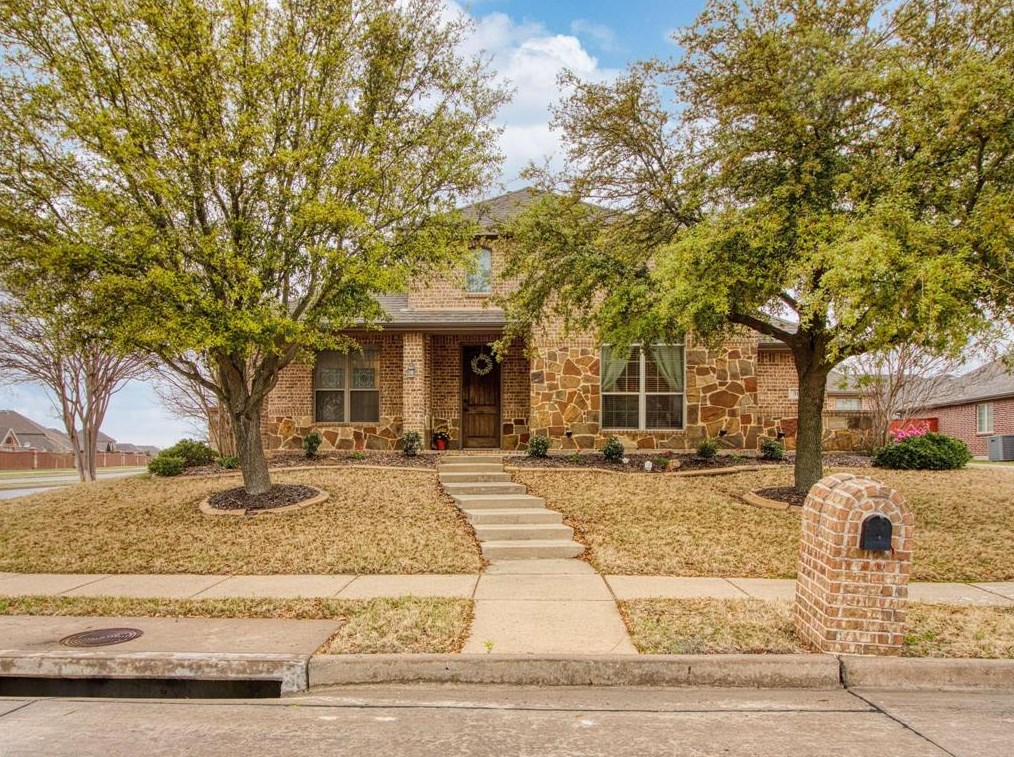 317 Fox Hollow Blvd, Forney TX  75126-4086 exterior