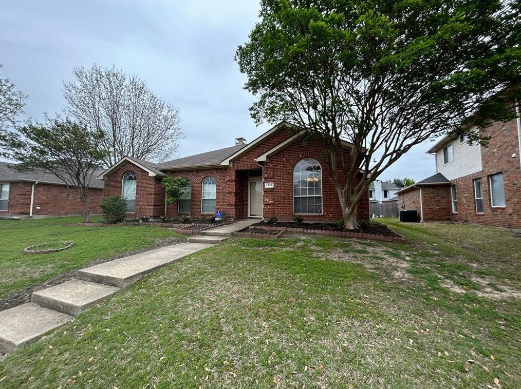 2520 Hackberry Crk, Mesquite, TX 75181