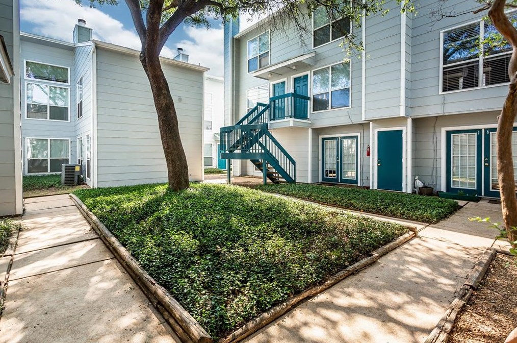 1901 N Fitzhugh Ave #16, Dallas, TX 75204