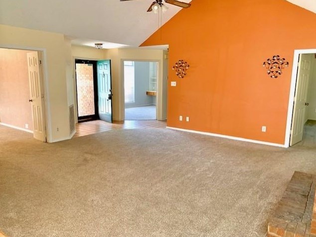 7009 Richardson Dr, Fort Worth, TX 76148