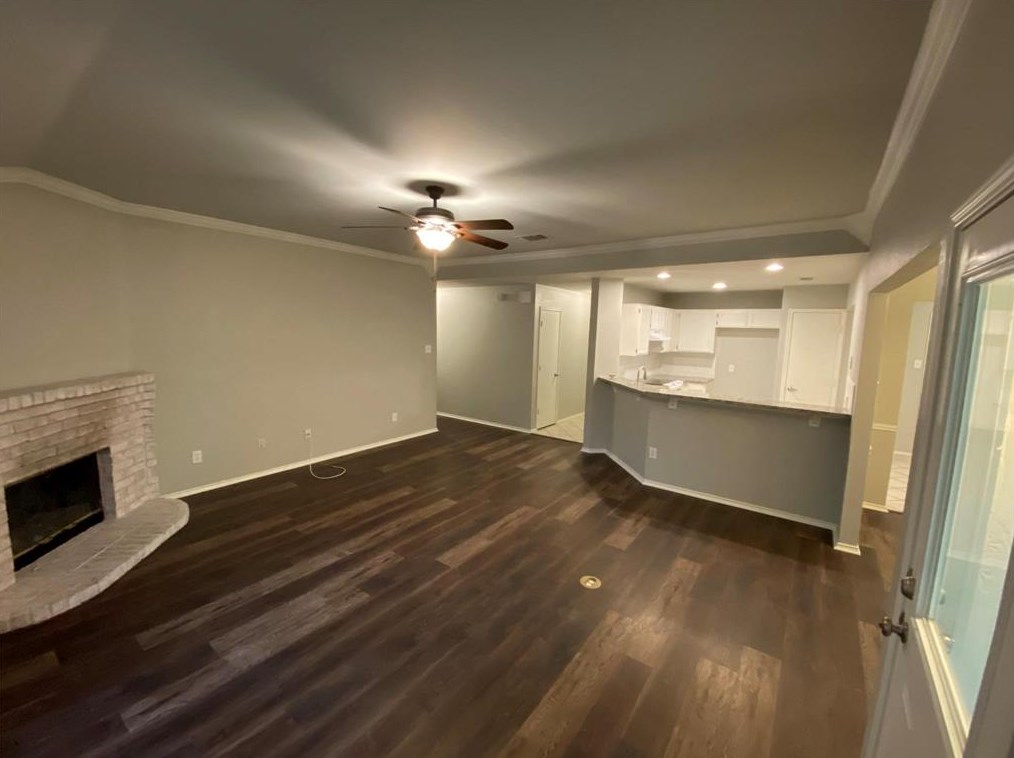 7201 Royal Oak Dr, Fort Worth, TX 76126