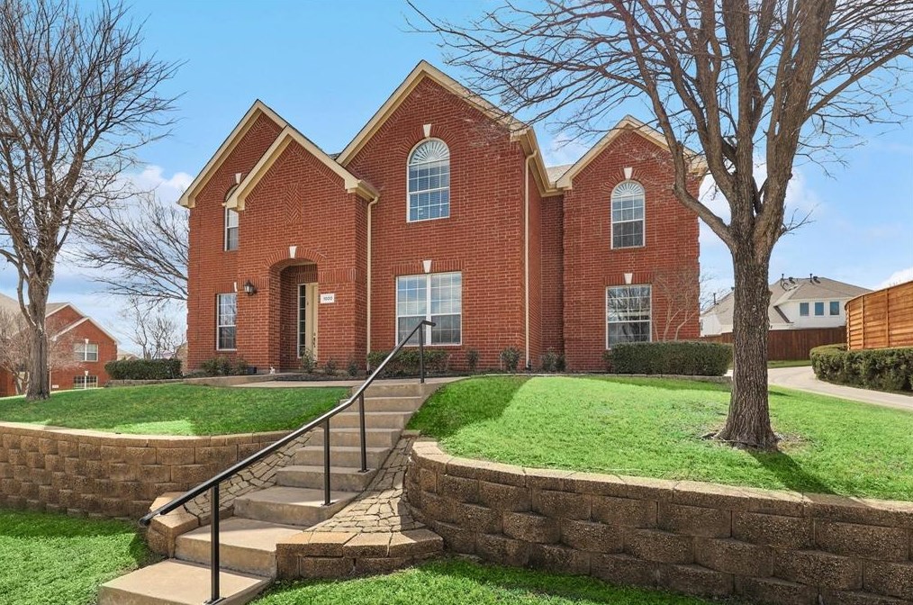 1000 Highfield Trl, Irving, TX 75063