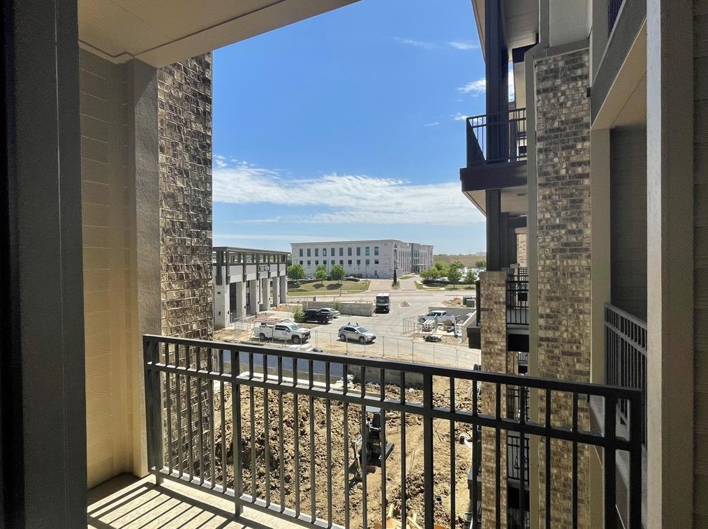 2700 Old Denton Rd #3321, Carrollton, TX 75007