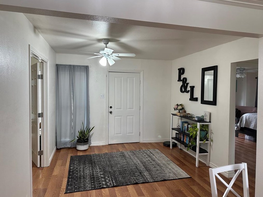 108 E Park Place Dr, Lancaster, TX 75134