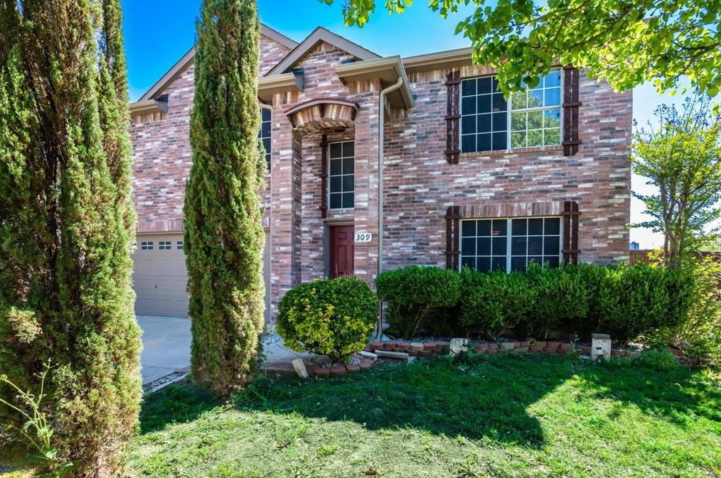 309 Longshore Dr, Oak Point, TX 75068