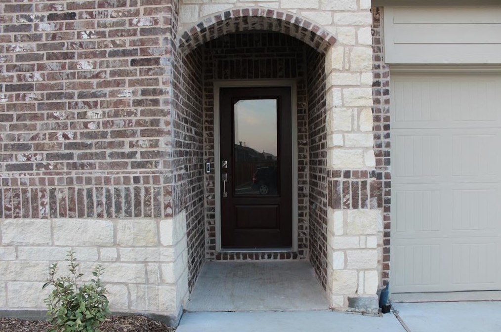 1709 Lake Grove Dr, Oak Point, TX 75068
