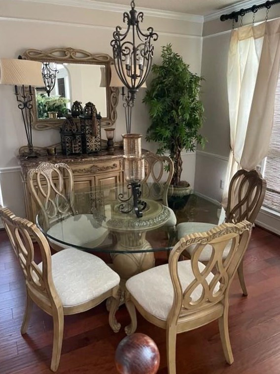 1037 Hampshire Ln, Cedar Hill, TX 75104
