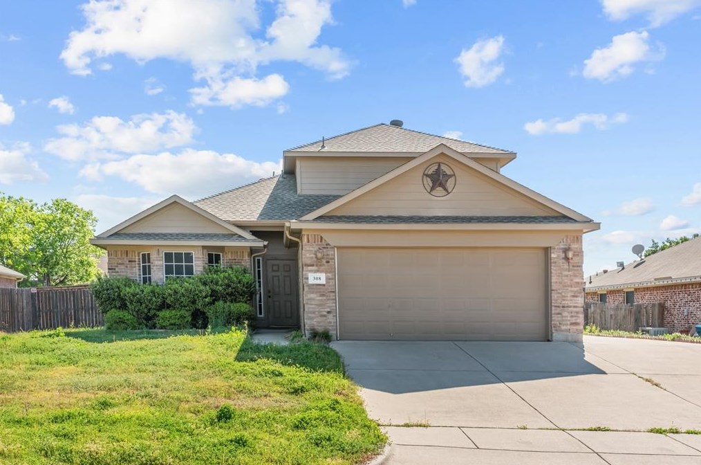 308 Smyth St, Aledo, TX 76008