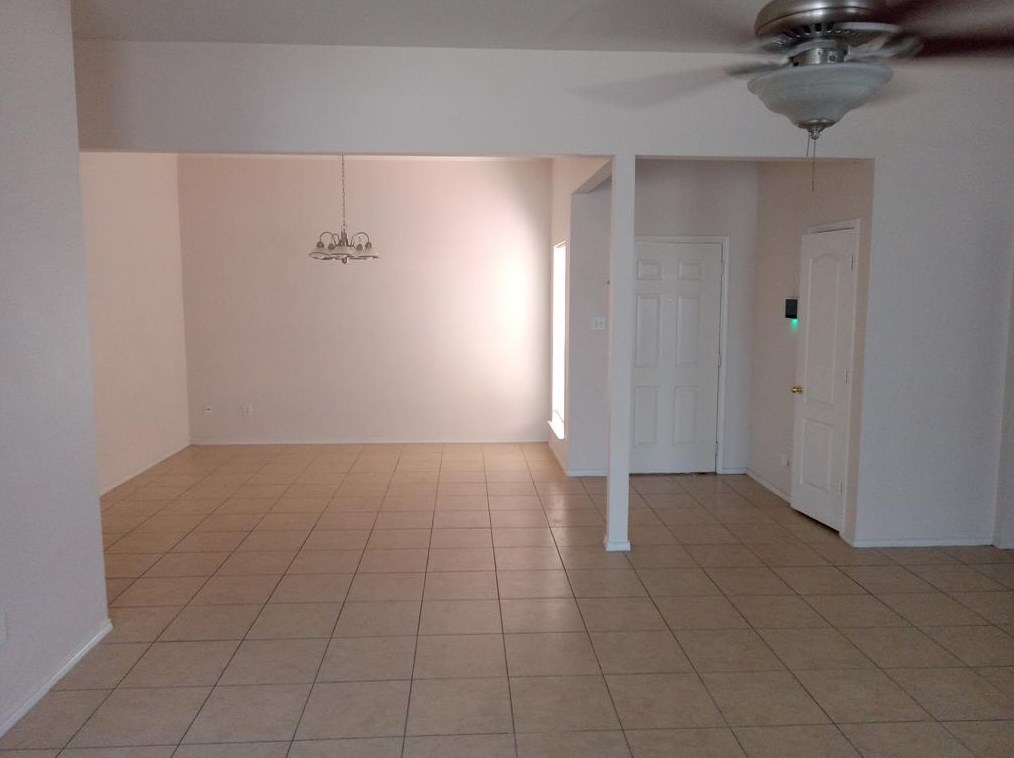 803 Parkside Dr, Cedar Hill, TX 75104
