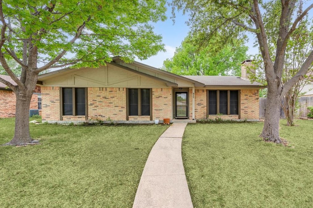 217 Glenwood Dr, Coppell, TX 75019