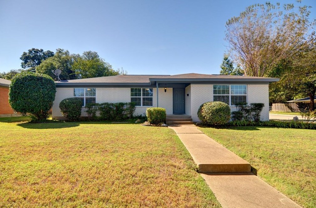 3700 Jeanette Dr, Fort Worth, TX 76109