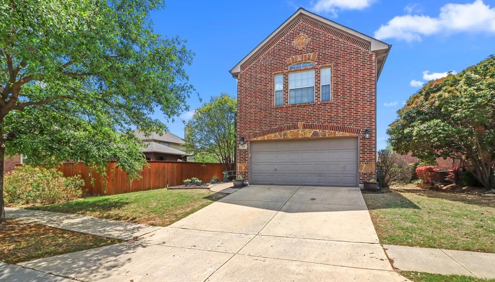 331 Granger Cir, Argyle, TX 76226