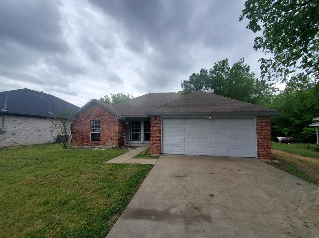 504 Buffalo St, Forney TX  75126-8539 exterior