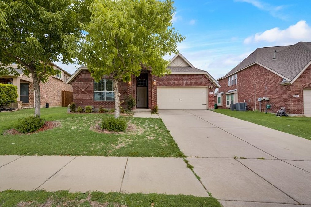 5724 Brookside Dr, Argyle, TX 76226