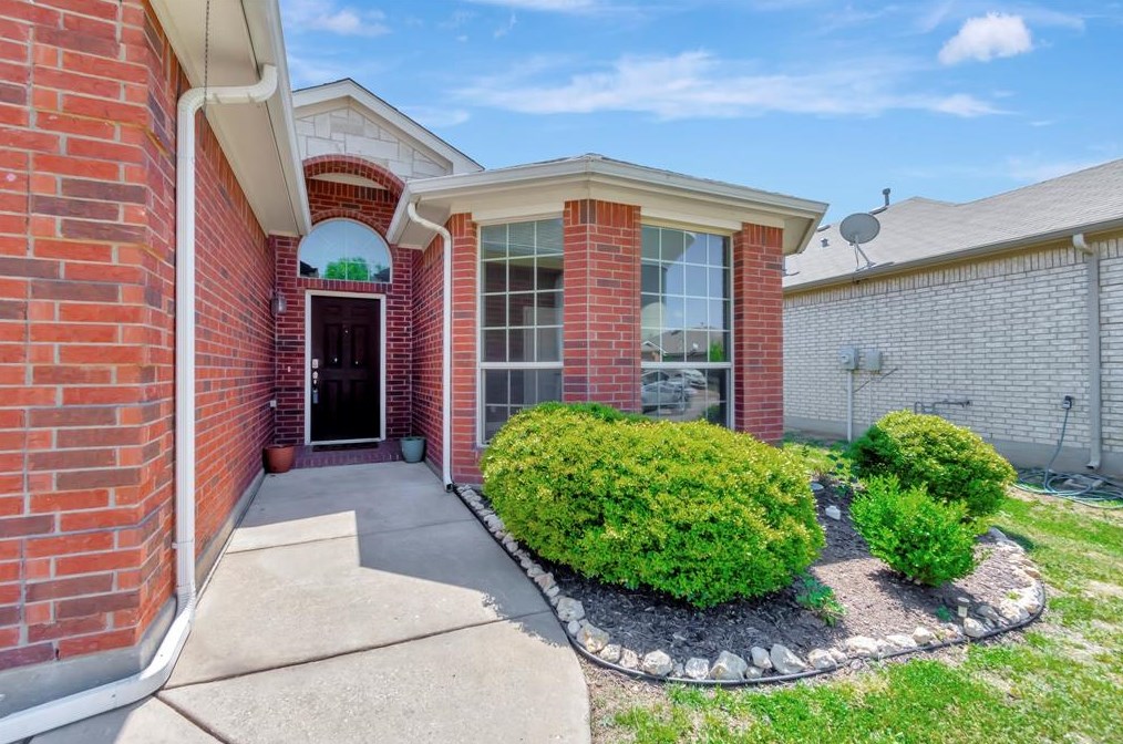 2012 Frosted Willow Ln, Fort Worth, TX 76177