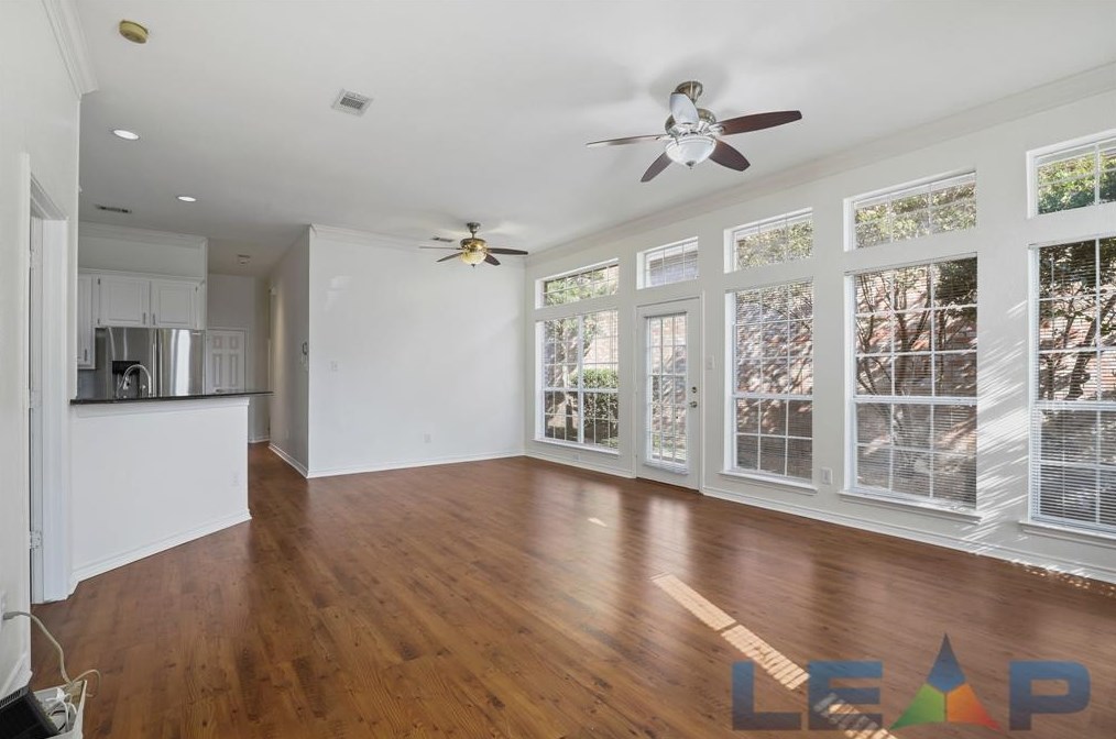 8704 Moss Hill Rd, Irving, TX 75063