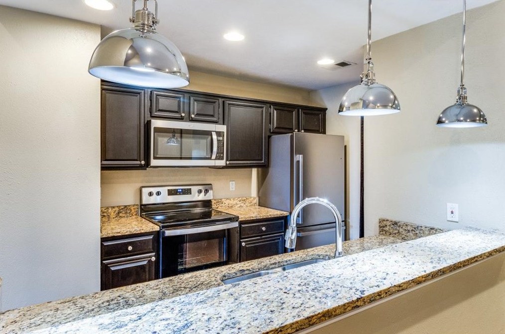 8601 Park Ln #736, Dallas, TX 75231