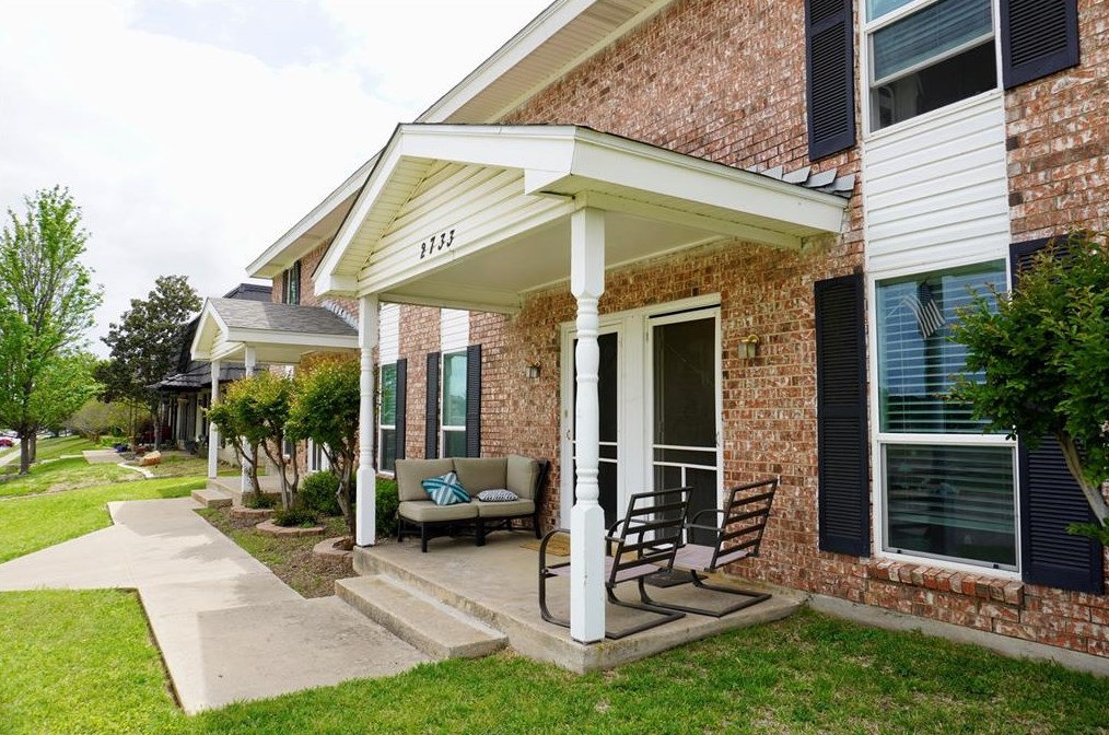 2733 Hurstview Dr #a, Hurst, TX 76054
