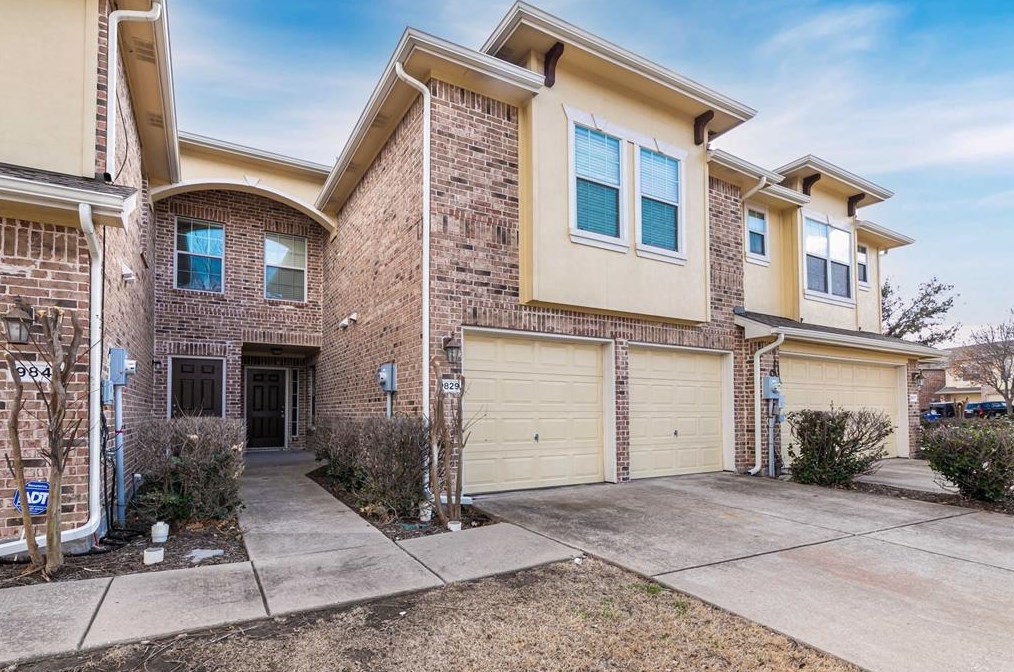 9829 Fleetwood Dr, Frisco, TX 75035