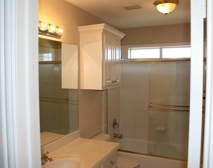 2212 Clearspring Dr S, Irving, TX 75063