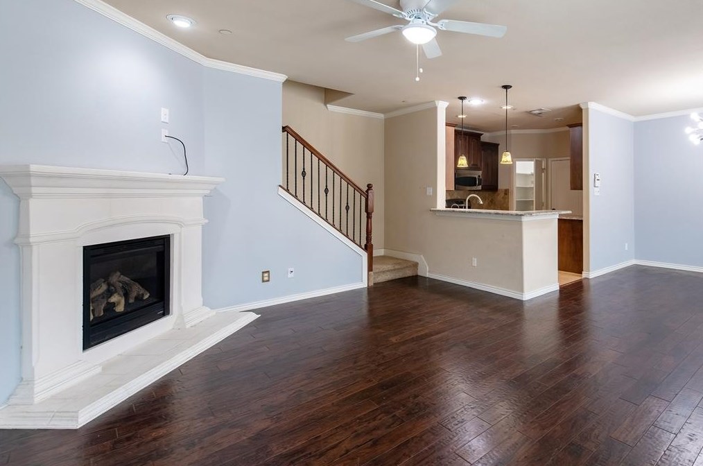 4293 Comanche Dr, Carrollton, TX 75010