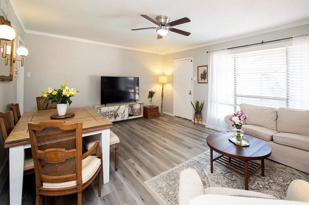 11114 Valleydale Dr Apt D, Dallas, TX