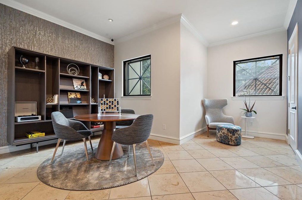 3500 Fairmount St Apt 319, Dallas, TX 75219