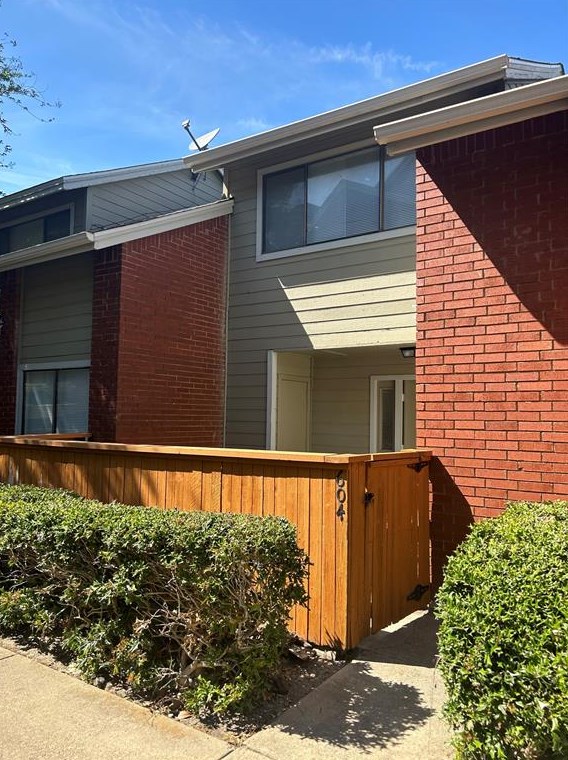 8404 Forest Ln Apt 604, Dallas, TX 75243
