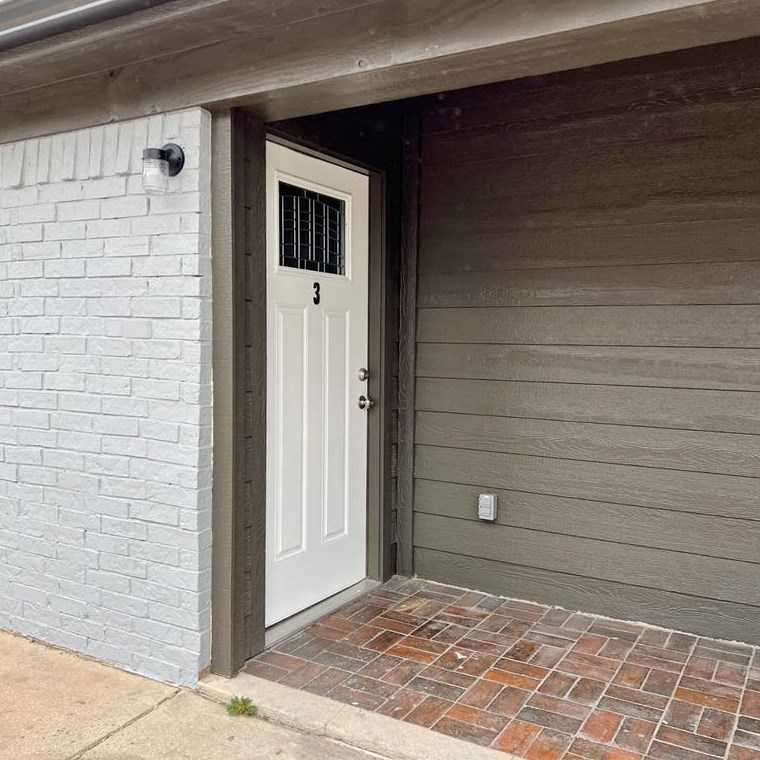 715 E 3rd St #3, Weatherford, TX 76086