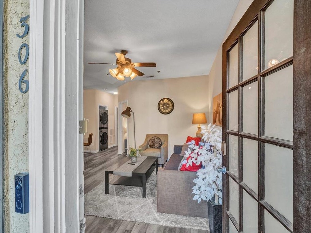4800 W Lovers Ln #306, Dallas, TX 75209