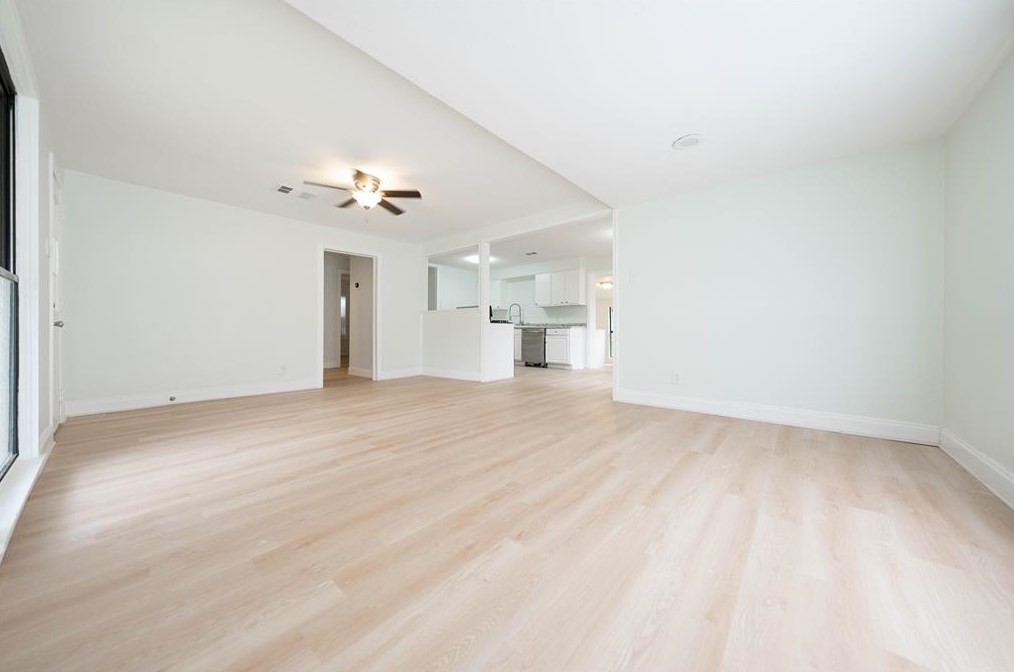 5806 Parkdale Dr, Dallas, TX 75227