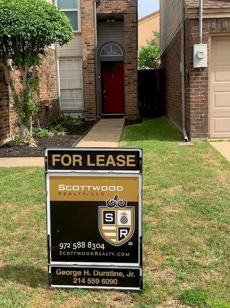 2961 N Bend Dr, Dallas, TX 75229