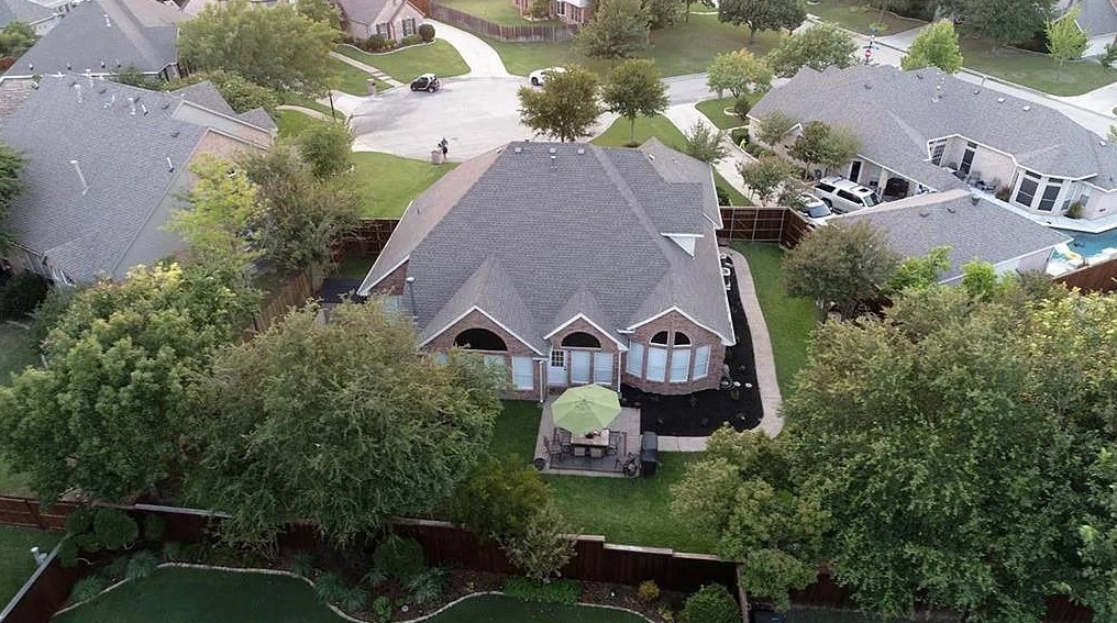 5 Parkway Ct, Roanoke, TX 76262
