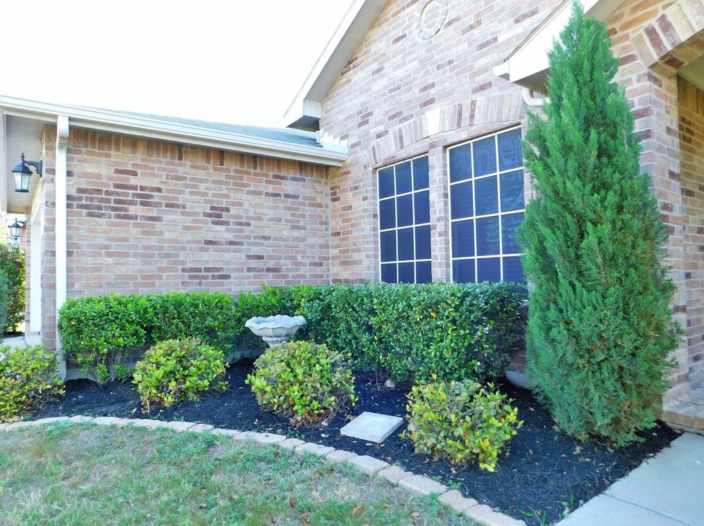 16828 Pinery Way, Justin, TX 76247