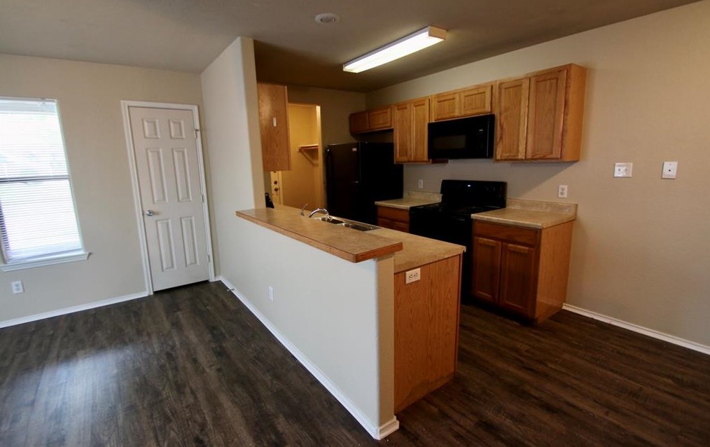 8028 Tanner Ave, Fort Worth, TX 76116