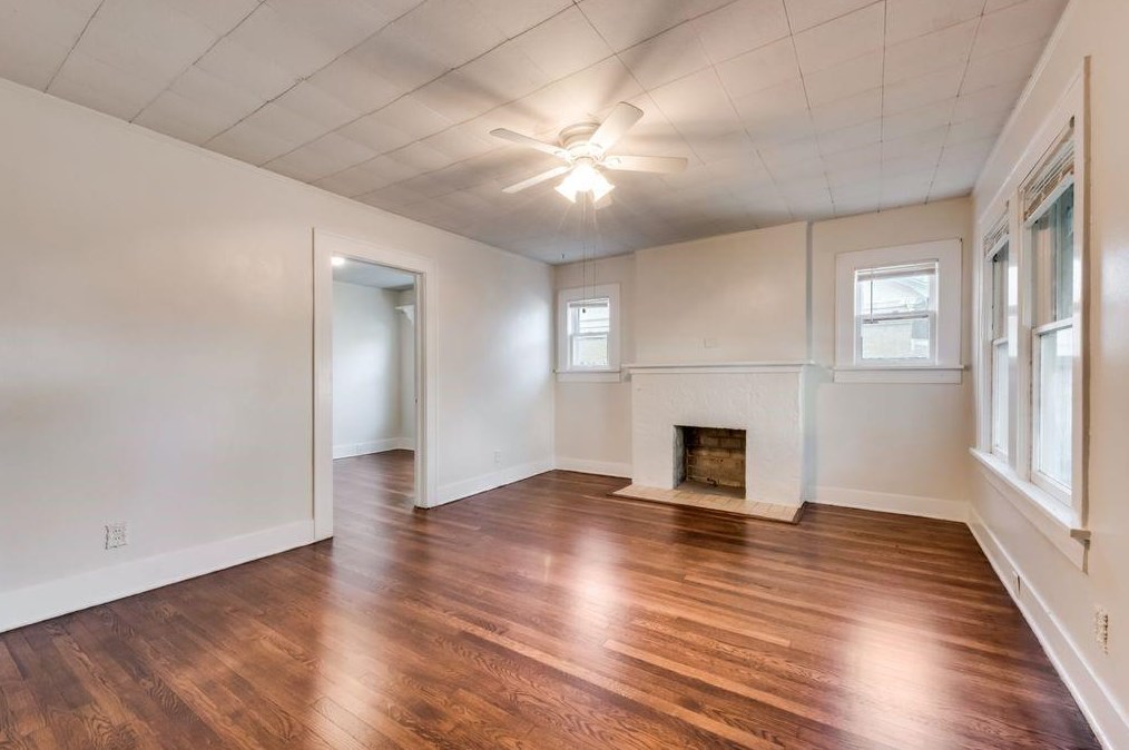 904 S Haynes Ave, Fort Worth, TX 76103