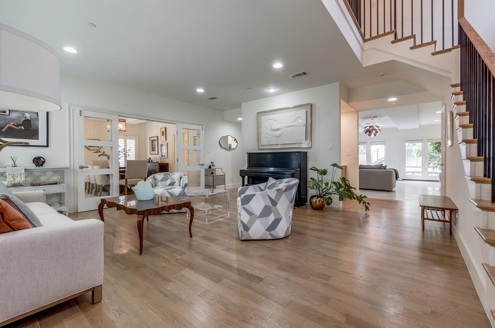 2829 Dyer St, Dallas, TX 75205