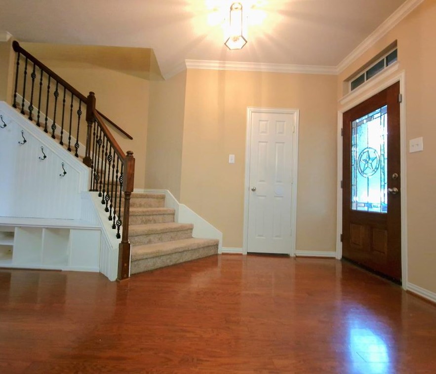300 Highland Meadows Dr, St Paul, TX 75098