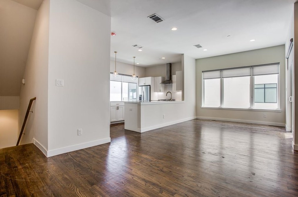 2111 Bennett Ave #30, Dallas, TX 75206