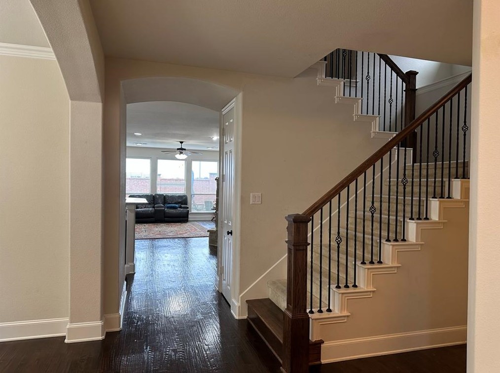 7207 Paluxy Dr, Irving, TX 75039