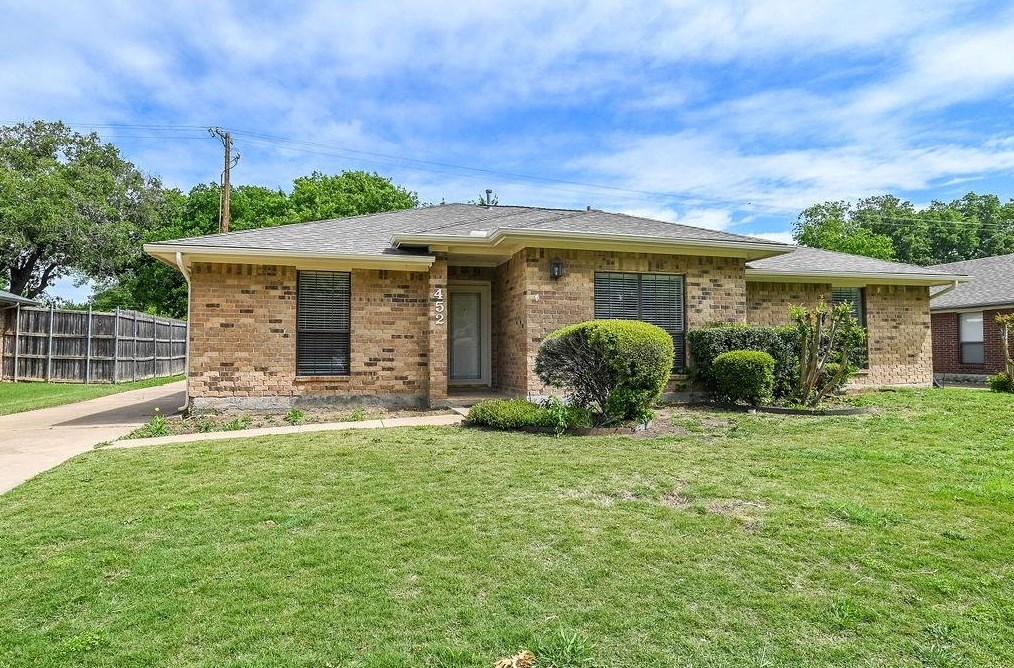 452 Cooper Ln, Coppell, TX 75019