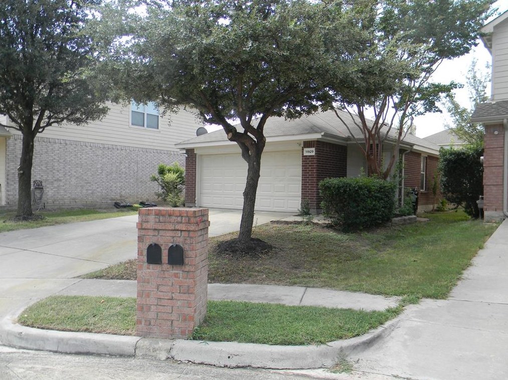 11929 Porcupine Dr, Keller, TX 76244