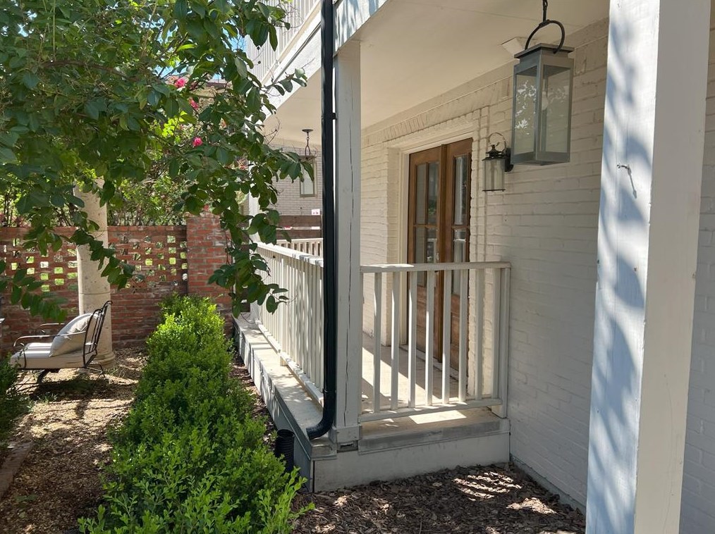 4123 San Jacinto St, Dallas TX  75204-5108 exterior