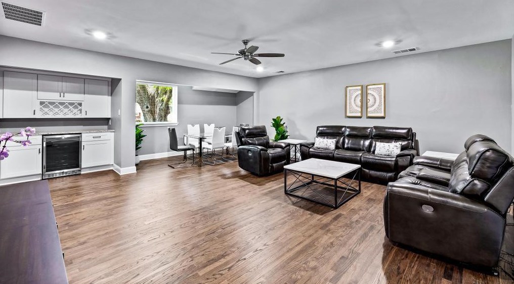3567 Flaxley Dr, Dallas, TX 75229