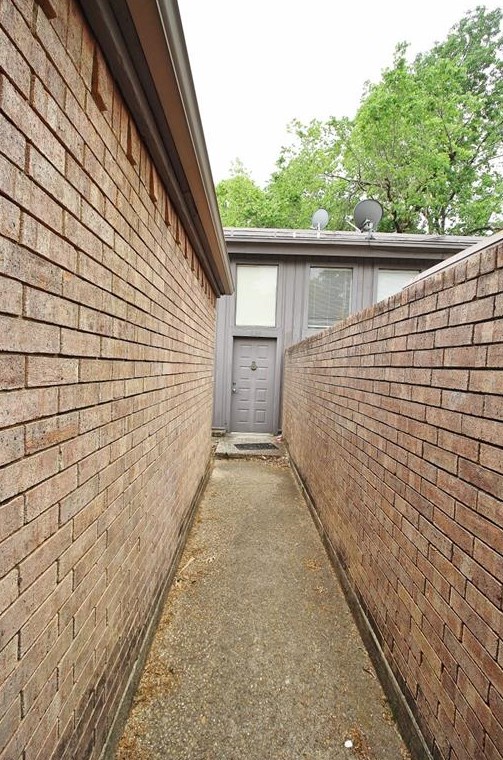 820 Clarissa Pl, Garland, TX 75040