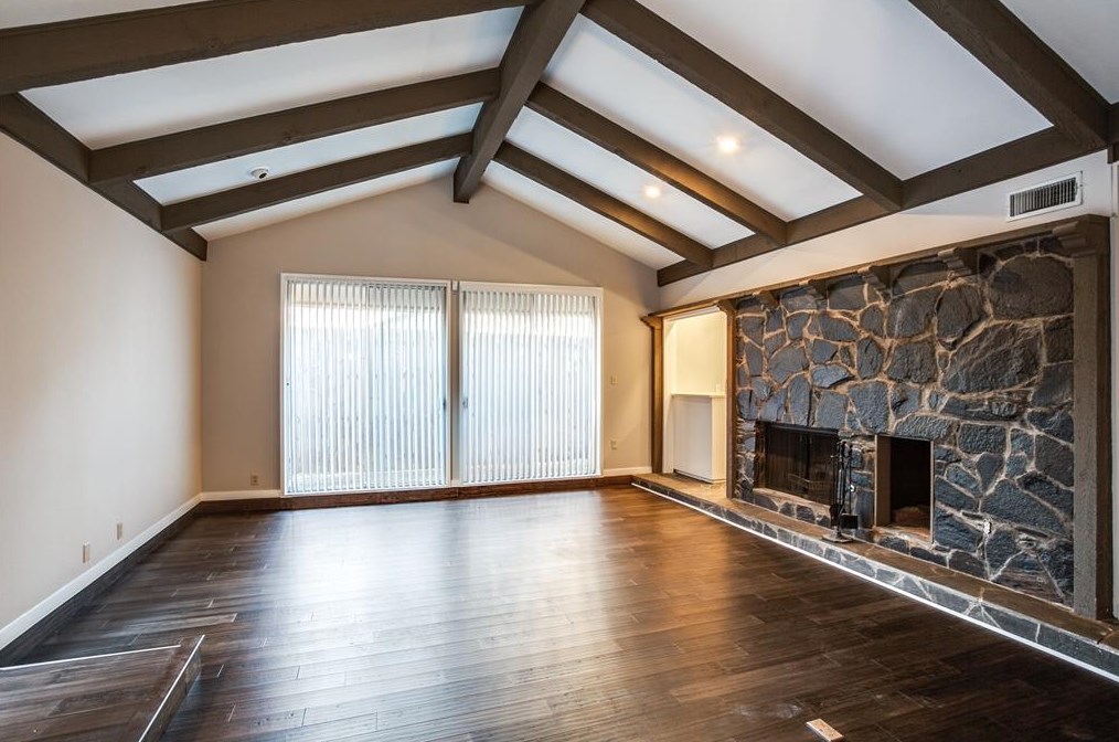 10529 Sandpiper Ln, Dallas TX  75230-4218 exterior