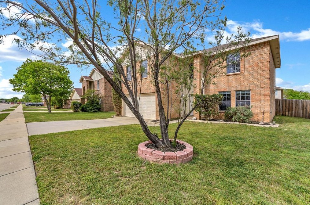 12125 Arbor Lake Rd, Rhome, TX 76078