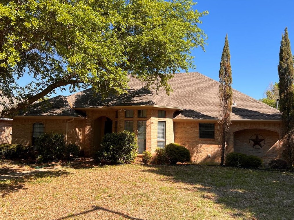 213 Pear Tree Pl, Denton, TX 76207